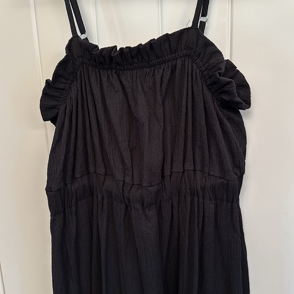 Black ruffle maxi dress - Picture 2 of 2
